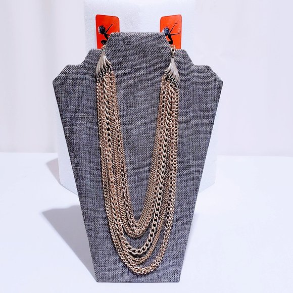MediabyMedina Jewelry - 🆕Gold Multi-Layered Chain Necklace🦄💋